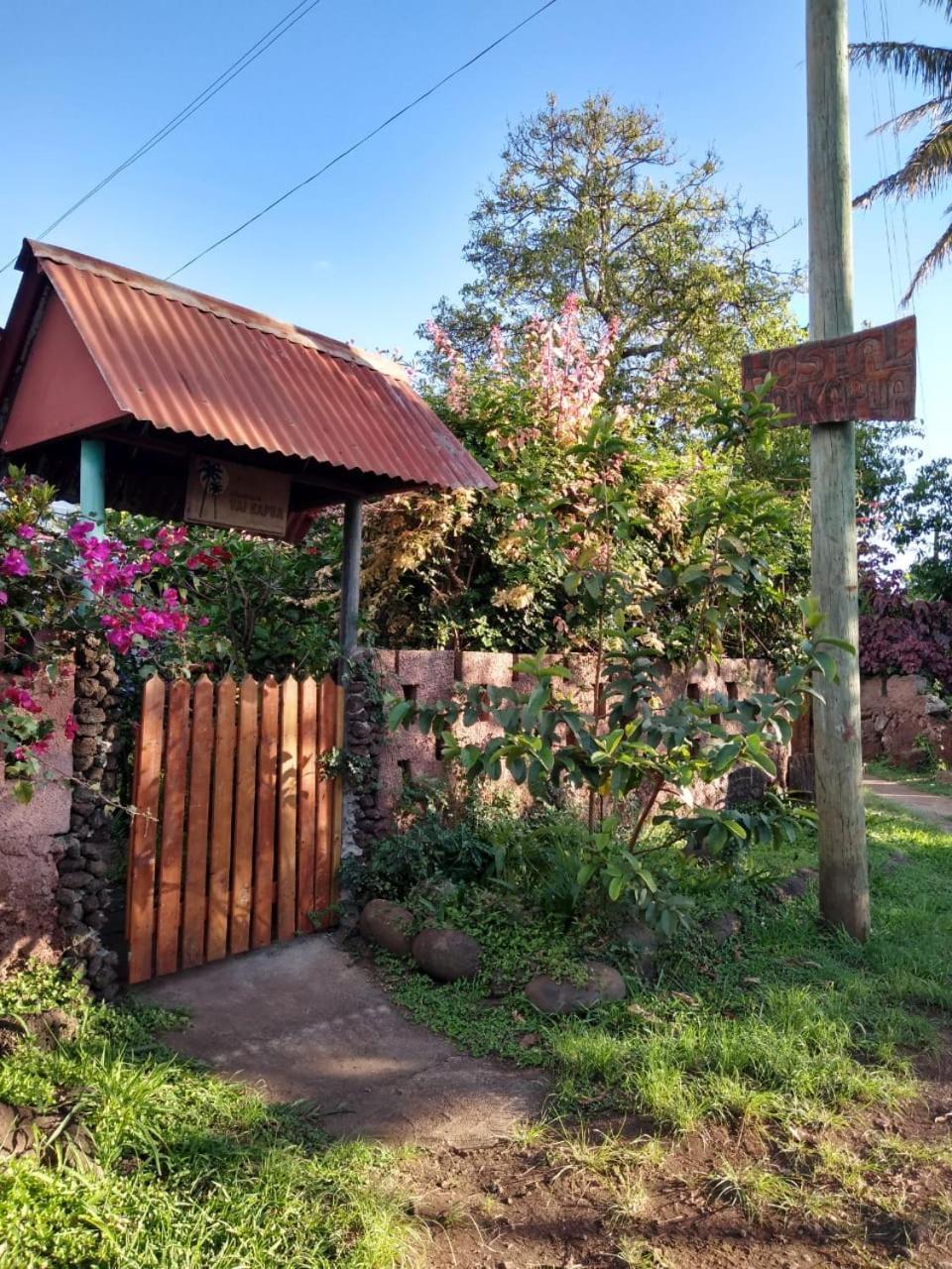 Hostal Vai Kapua Hanga Roa Exterior photo